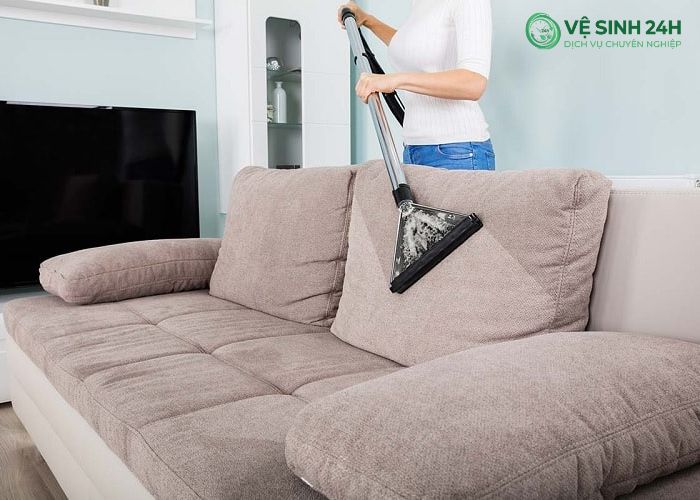 Sofa bị hôi sau khi tự giặt phải làm sao (5)