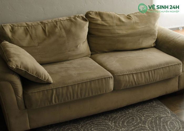 Sofa bị hôi sau khi tự giặt phải làm sao
