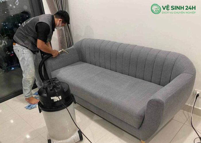 Vệ sinh sofa cho nhà có người dị ứng (5)