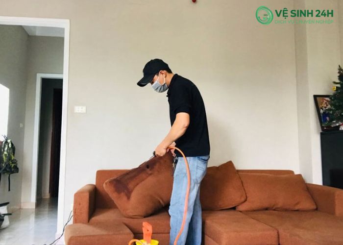 Giặt ghế sofa tại nhà Hà Nội (4) Giặt ghế sofa tại nhà Hà Nội (4)