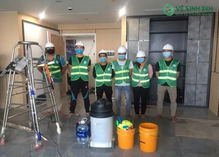 Vệ sinh công nghiệp quận Cầu Giấy (4) Vệ sinh công nghiệp quận Cầu Giấy (4)