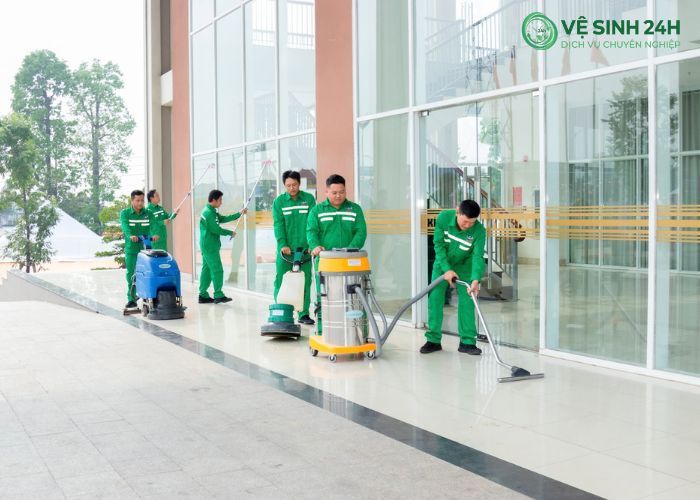 Vệ sinh công nghiệp quận Hà Đông (4) Vệ sinh công nghiệp quận Hà Đông (4)