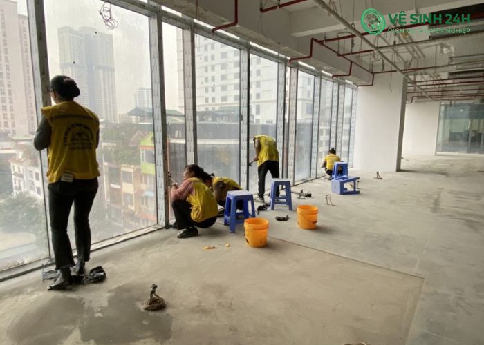 Vệ sinh nhà sau xây dựng tại Hà Nội (5) Vệ sinh nhà sau xây dựng tại Hà Nội (5)